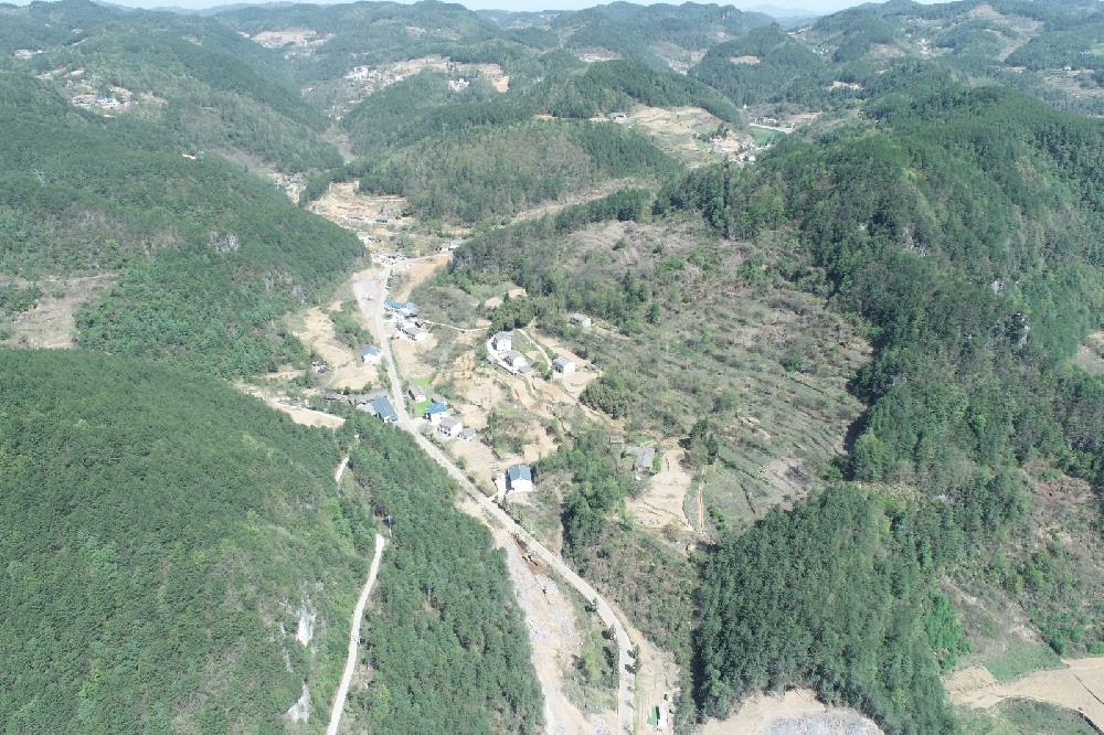 路愈寬，景愈明，可待漫慢行——朝天區(qū)曾家鎮(zhèn)（曾家場鎮(zhèn)至榮樂養(yǎng)生谷）段道路改建工程建設(shè)側(cè)記